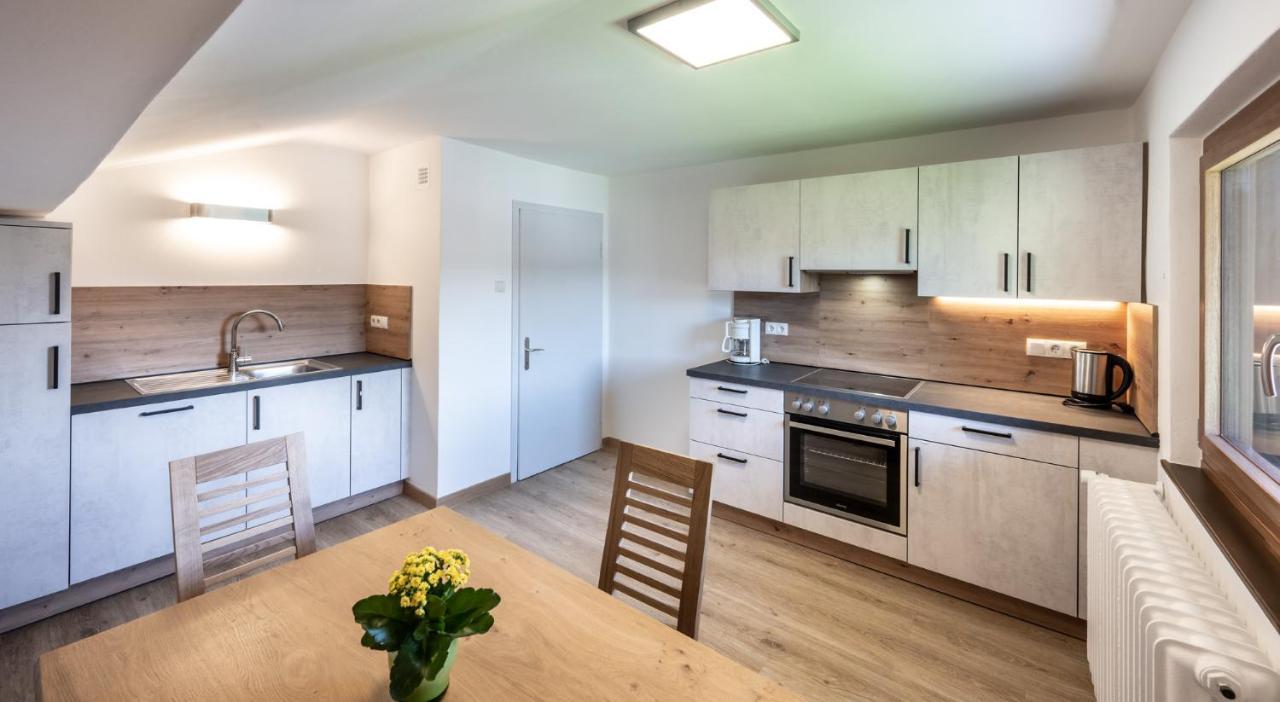 Apartments Sayonara 卡斯特尔罗托 外观 照片